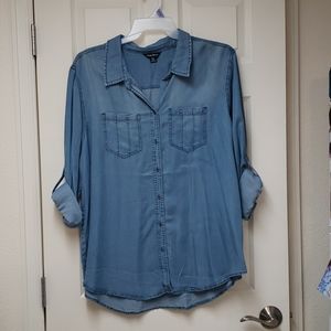 Women's light wash button up top